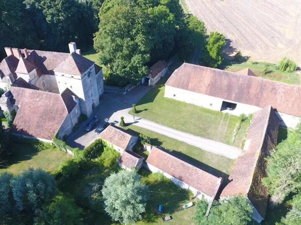 Holiday home Maison De Charme A La Campagne Avec Jardin Privatif, Confort Moderne Et Accueil Chevaux - Fr-1-489-64 Treteau