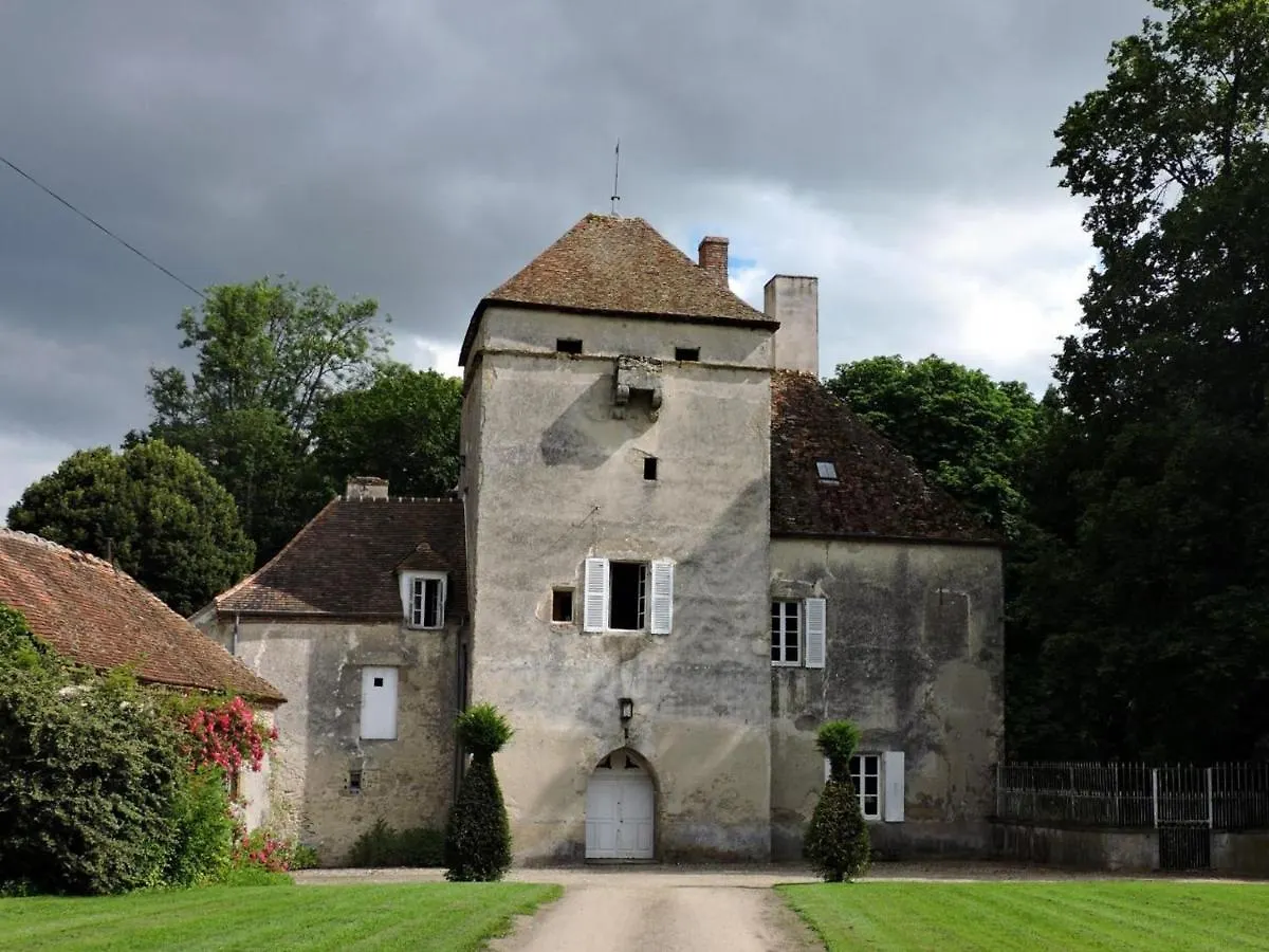 Maison De Charme A La Campagne Avec Jardin Privatif, Confort Moderne Et Accueil Chevaux - Fr-1-489-64 Treteau Holiday home